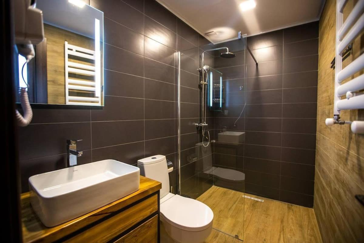 3Br Apt W Huge Terrace & Magnificent Views Tbilisi Exteriér fotografie