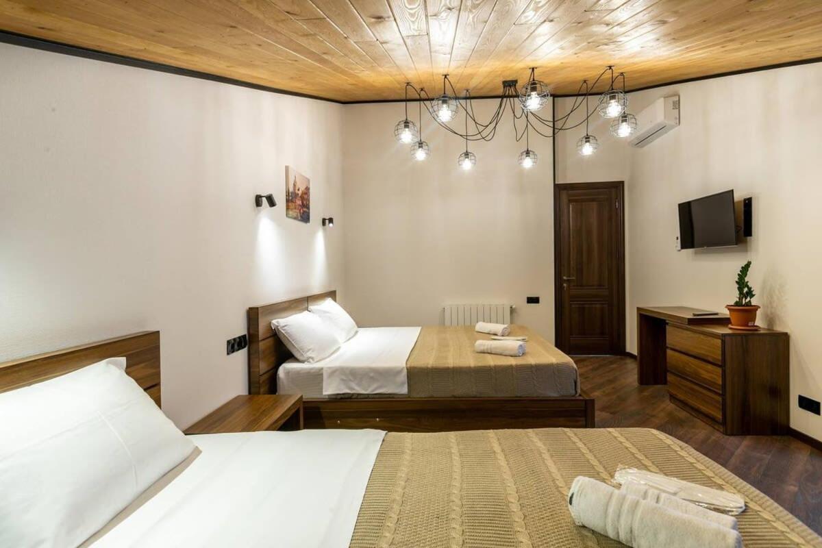 3Br Apt W Huge Terrace & Magnificent Views Tbilisi Exteriér fotografie